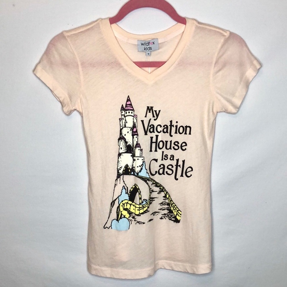 WILDFOX KIDS castle t-shirt (adult size XXS) ✨🏰💕